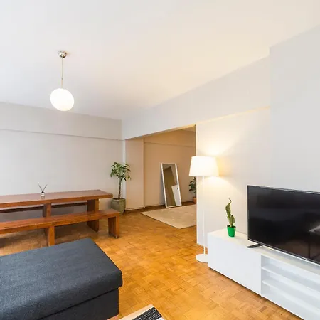 Διαμέρισμα Spacious Family Flat At The Heart Of The *