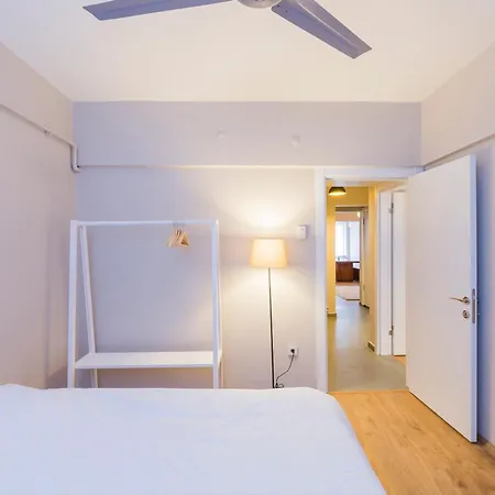 Διαμέρισμα Spacious Family Flat At The Heart Of The