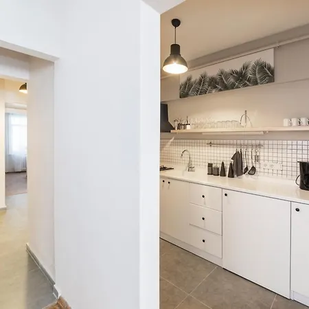 Διαμέρισμα Spacious Family Flat At The Heart Of The